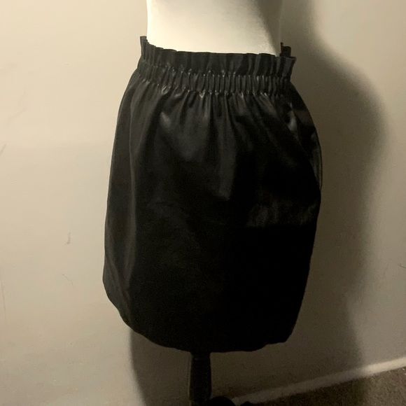 Faux leather skirt - Picture 3 of 3